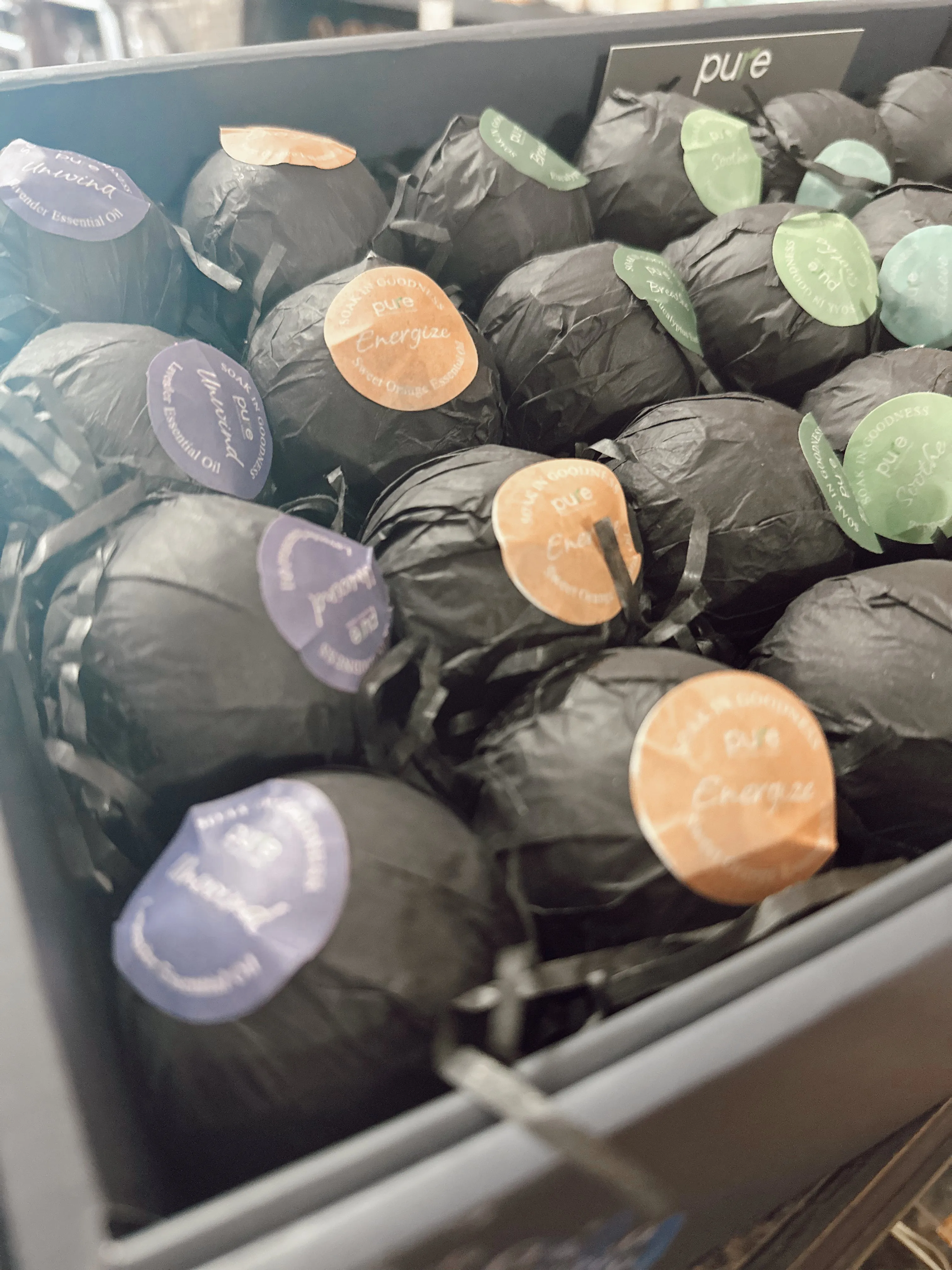 Pure Theraputic Moisturizing Bath Bomb